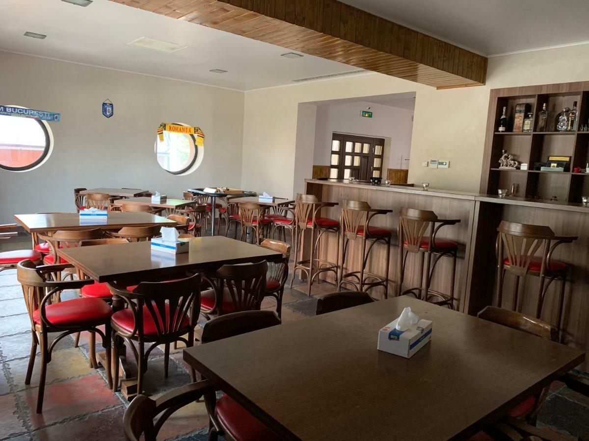 Buşteni Vila Curcubeu酒店 外观 照片